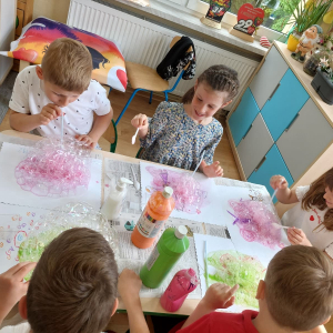 13.05 "Malowanie bąbelkami"