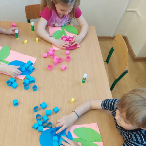 23.04 Wiosenny kwiat
