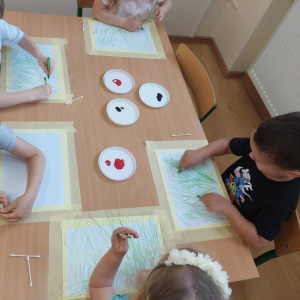  07.05 "Biedronki na łące"